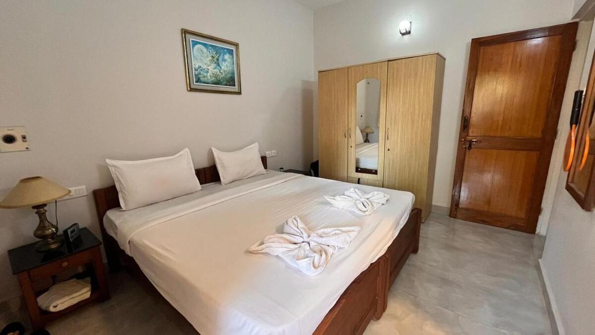 Olive Glow Apartment Sinquerim